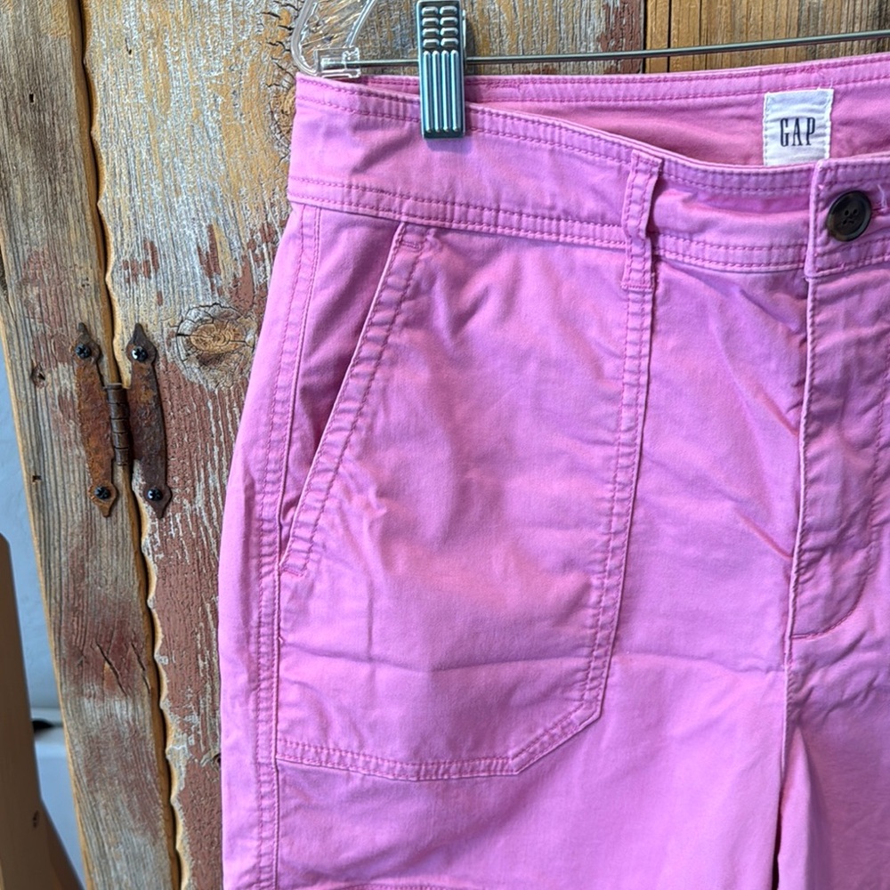 GAP Pink girlfriend Khaki Women's Shorts, Sz 10 - Picture 3 of 10